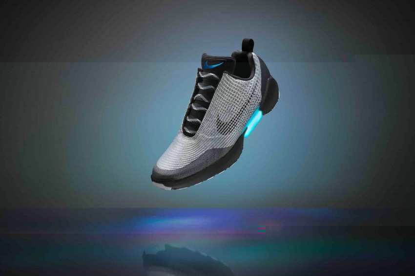 nike-hyperadapt-1-0-les-chaussures-inspirees-de-retour-vers-le-futur-arrivent-le-28-novembre-0.jpeg