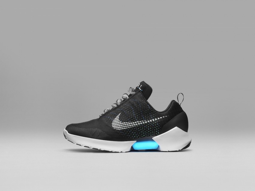 nike-hyperadapt-1-0-les-chaussures-inspirees-de-retour-vers-le-futur-arrivent-le-28-novembre-5.jpeg